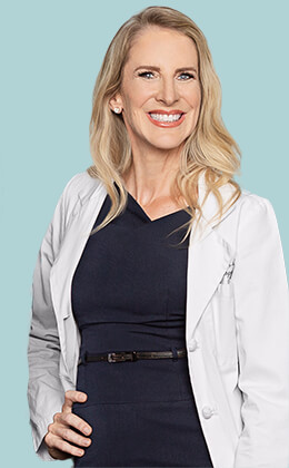 Breast Reduction Surgeon Dr. Lisa Cassileth
